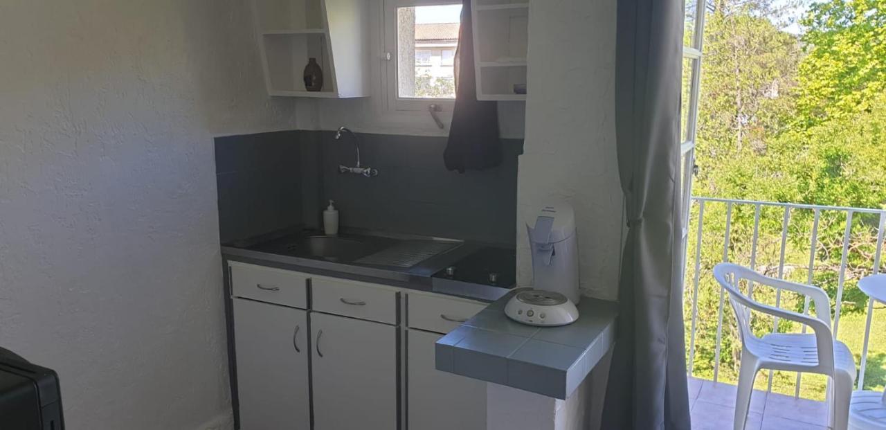 Studio Lou Paradou Residence Le Provence Gréoux-les-Bains Esterno foto