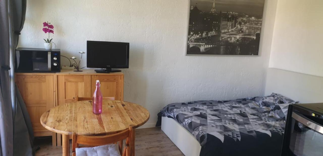Studio Lou Paradou Residence Le Provence Gréoux-les-Bains Esterno foto